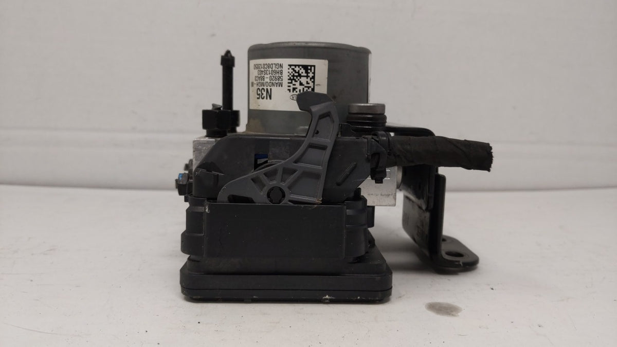 2017-2018 Hyundai Santa Fe Anti-Lock Brake ABS Pump Module Actuator OEM P/N:58920-B8AC0 Fits Fits 2017 2018 OEM Used Auto Pa