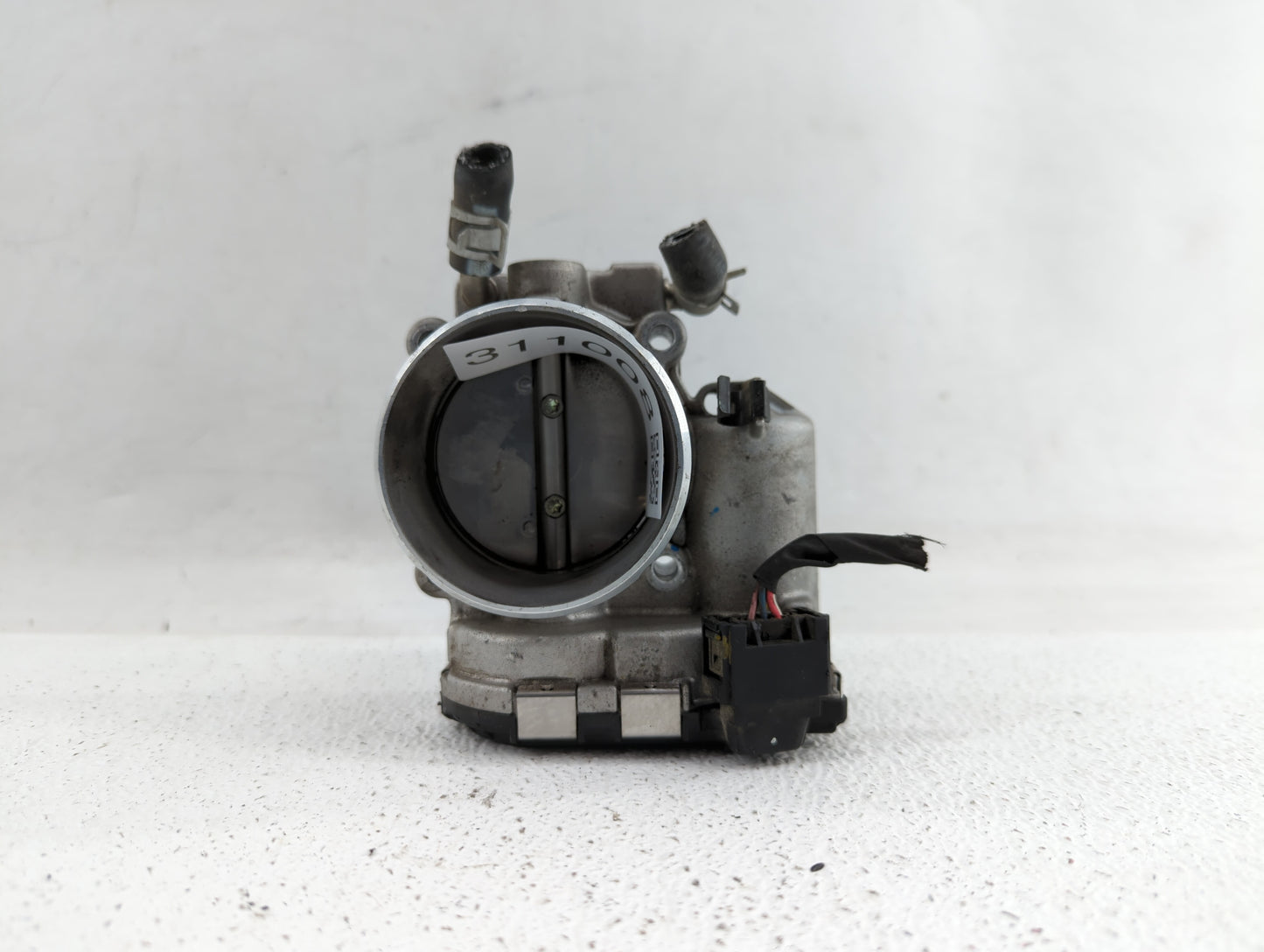 2019 Hyundai Santa Fe Throttle Body P/N:35100-2G600 Fits Fits 2015 2016 2017 2018 OEM Used Auto Parts - Oemusedautoparts1.co