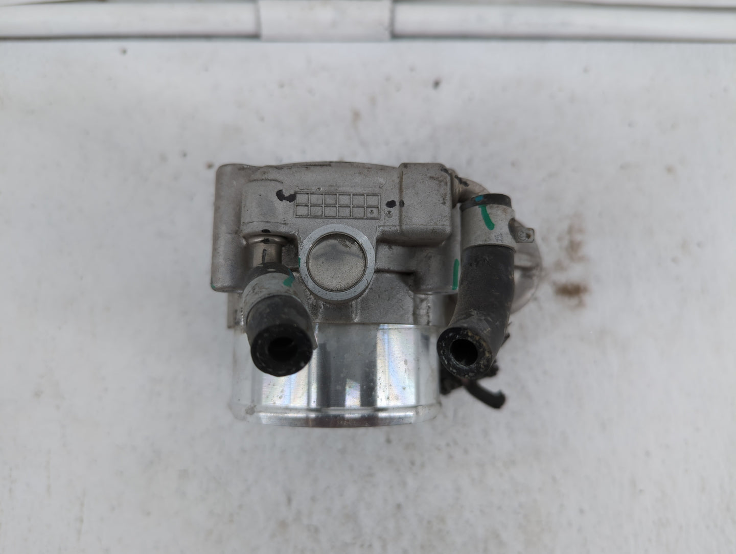 2019 Hyundai Santa Fe Throttle Body P/N:0 280 750 618 35100-2G600 Fits Fits 2015 2016 2017 2018 OEM Used Auto Parts - Oemuse