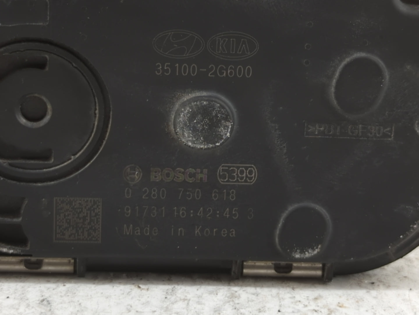 2019 Hyundai Santa Fe Throttle Body P/N:0 280 750 618 35100-2G600 Fits Fits 2015 2016 2017 2018 OEM Used Auto Parts - Oemuse