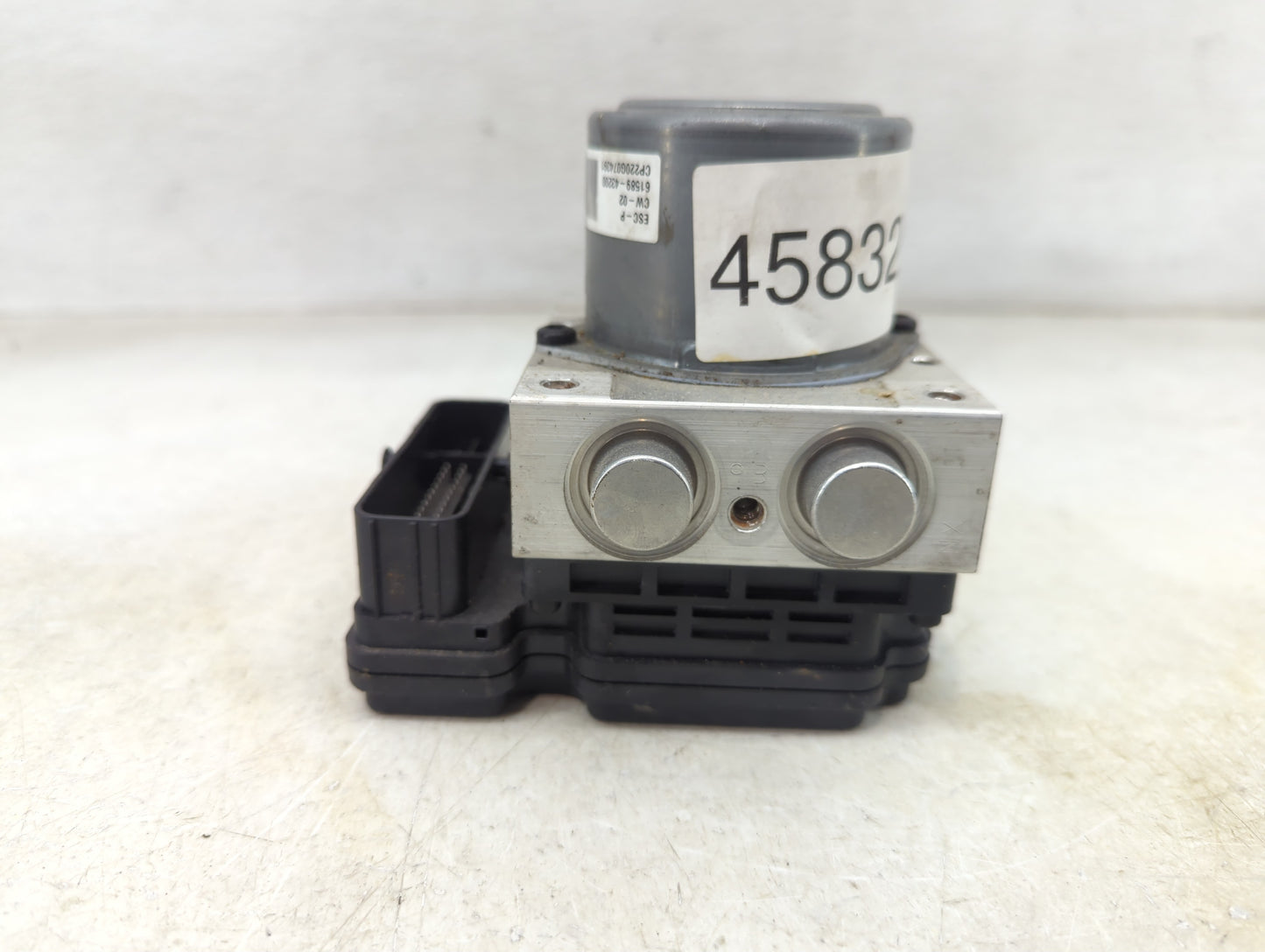 2019-2020 Hyundai Santa Fe ABS Pump Control Module Replacement P/N:58910-S2500 Fits Fits 2019 2020 OEM Used Auto Parts - Oem