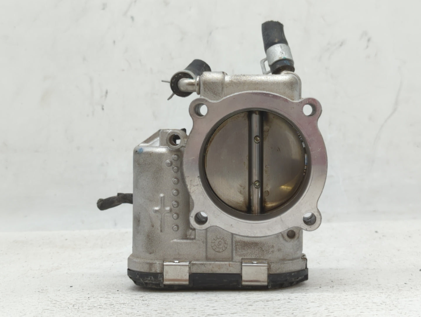 2019-2020 Hyundai Santa Fe Throttle Body P/N:35100-2G600 Fits Fits 2015 2016 2017 2018 2019 2020 2021 OEM Used Auto Parts - 