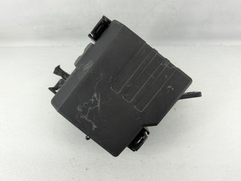 compare product 2019-2020 Hyundai Santa Fe Fusebox Fuse Box Panel Relay Module P/N:91956-S2021 Fits Fits 2019 2020 OEM Used Auto Parts