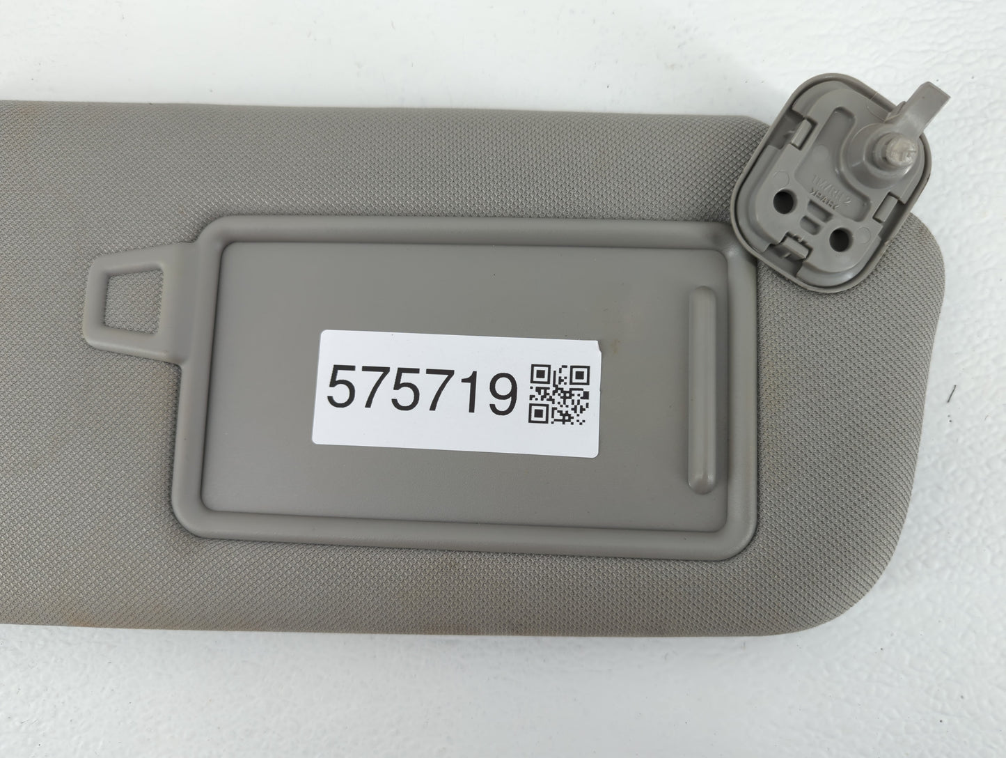 2019-2021 Hyundai Santa Fe Sun Visor Shade Replacement Passenger Right Mirror Fits Fits 2019 2020 2021 OEM Used Auto Parts -