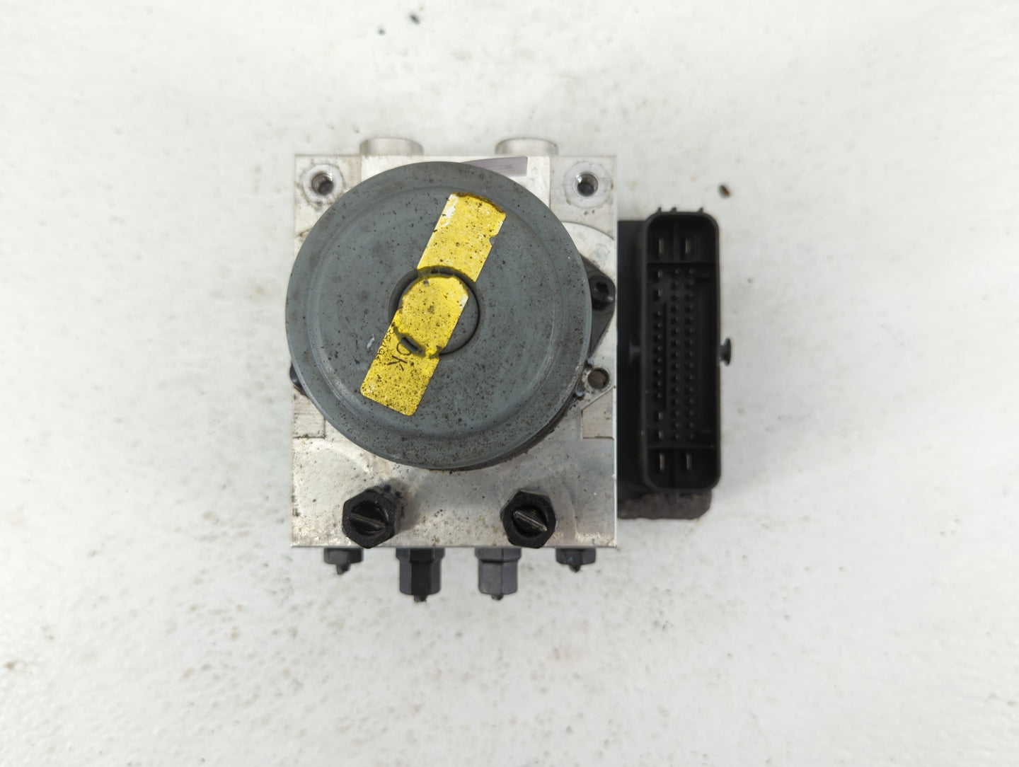 2019-2020 Hyundai Santa Fe ABS Pump Control Module Replacement P/N:S2589-20860 58910-S2550 Fits Fits 2019 2020 OEM Used Auto