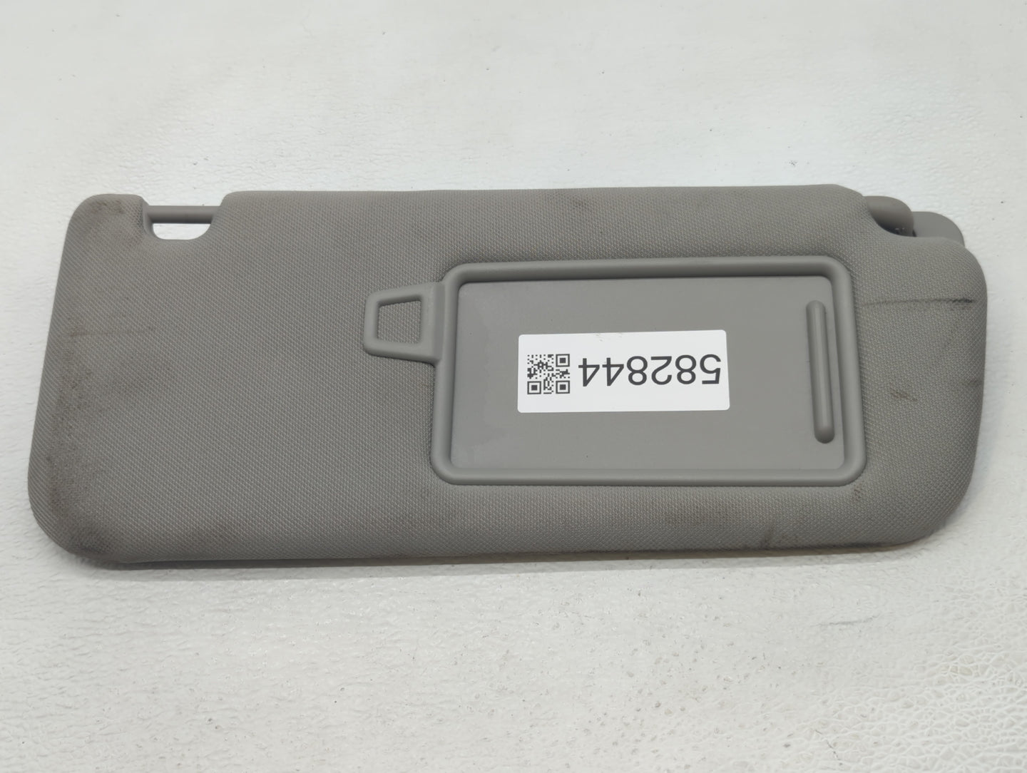 2019-2021 Hyundai Santa Fe Sun Visor Shade Replacement Passenger Right Mirror Fits Fits 2019 2020 2021 OEM Used Auto Parts -