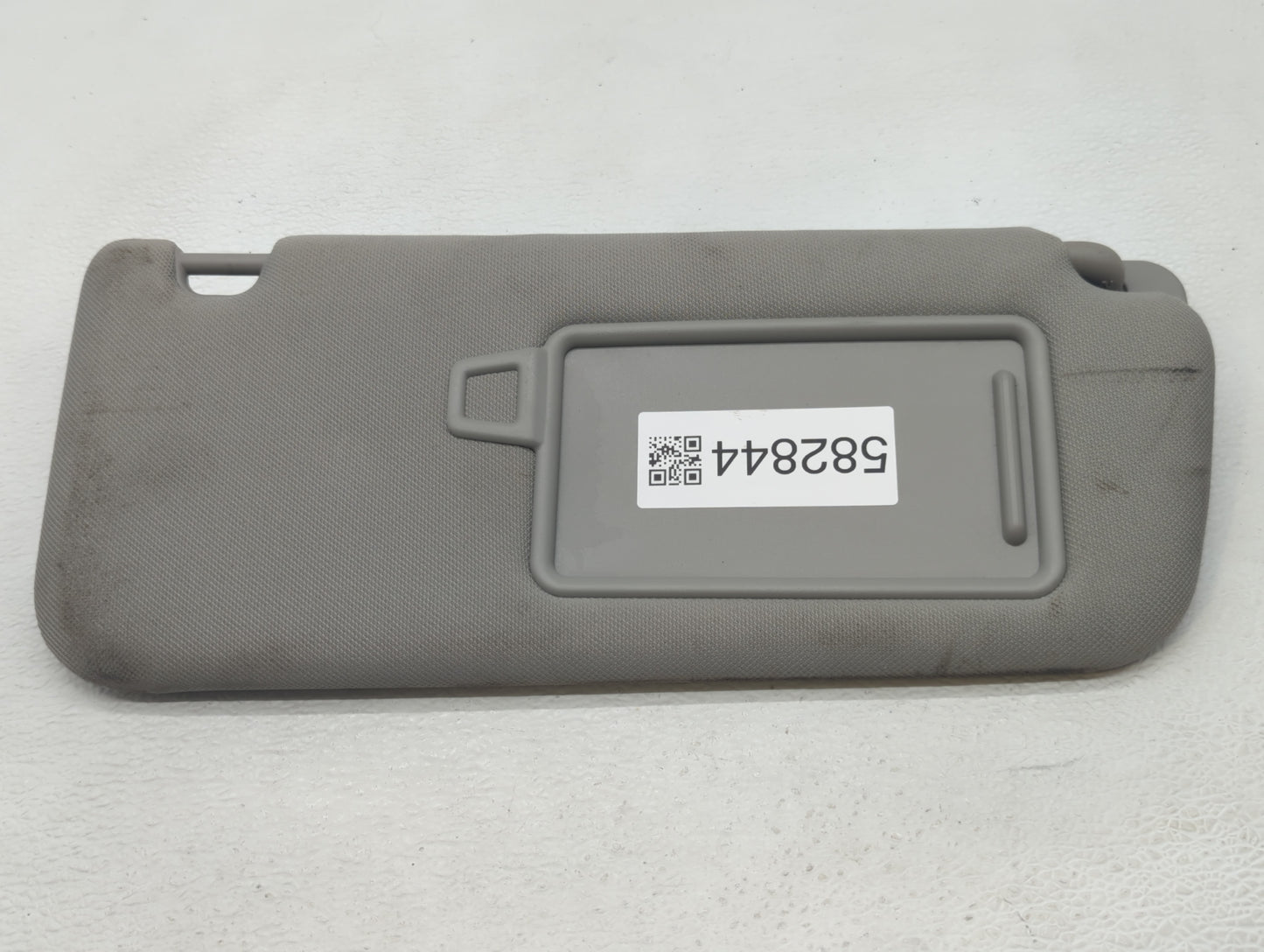 2019-2021 Hyundai Santa Fe Sun Visor Shade Replacement Passenger Right Mirror Fits Fits 2019 2020 2021 OEM Used Auto Parts -