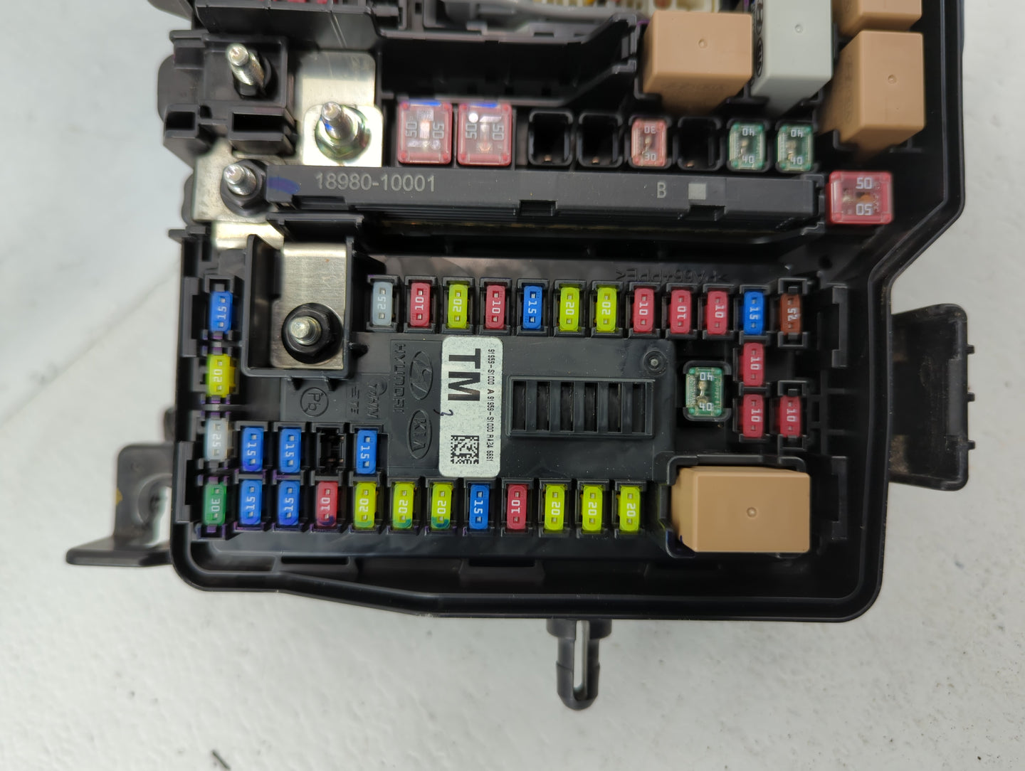 2019-2020 Hyundai Santa Fe Fusebox Fuse Box Panel Relay Module P/N:91956-S2021 Fits Fits 2019 2020 OEM Used Auto Parts - Oem