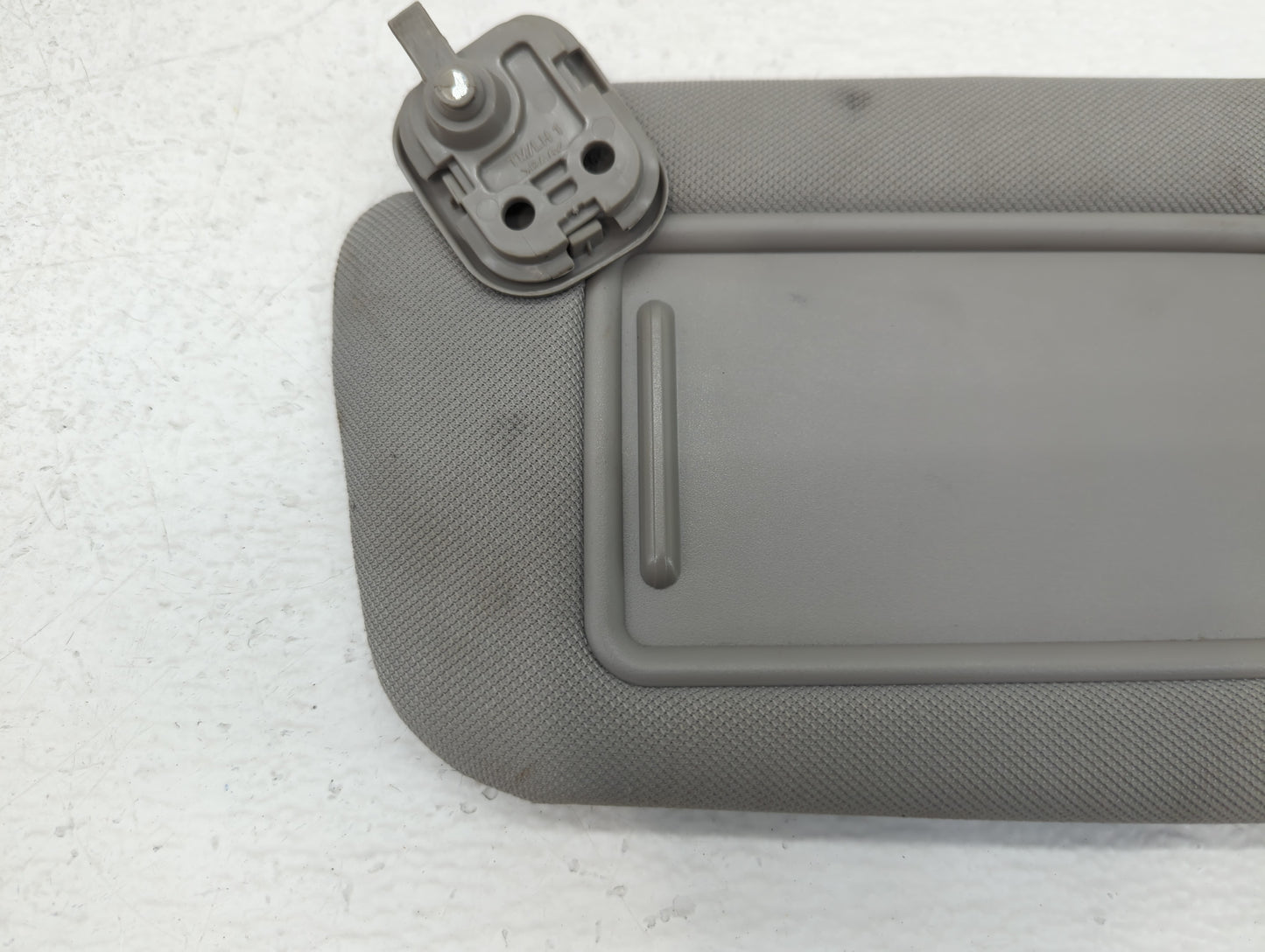 2019-2021 Hyundai Santa Fe Sun Visor Shade Replacement Driver Left Mirror Fits Fits 2019 2020 2021 OEM Used Auto Parts - Oem