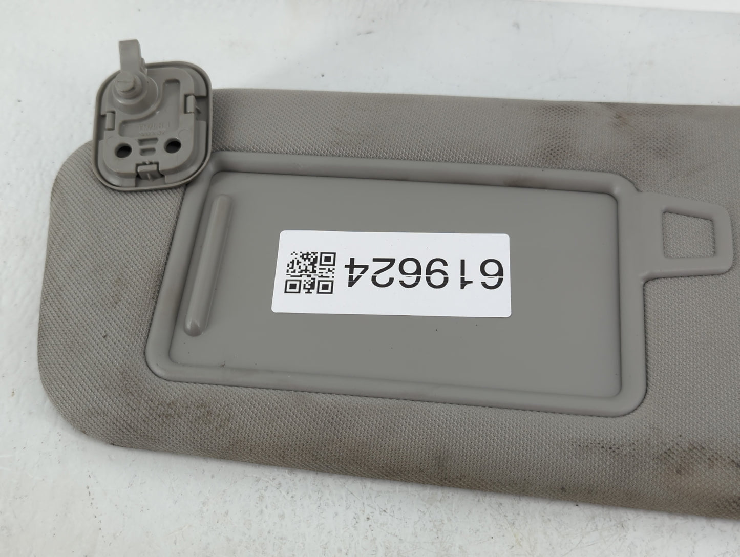2019-2021 Hyundai Santa Fe Sun Visor Shade Replacement Driver Left Mirror Fits Fits 2019 2020 2021 OEM Used Auto Parts - Oem