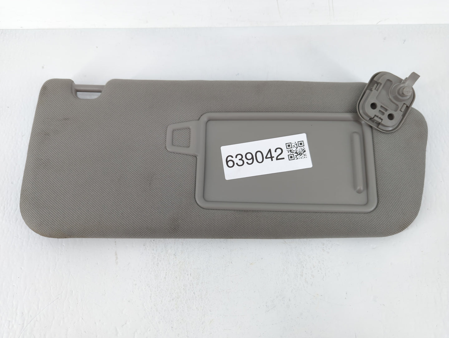 2019-2021 Hyundai Santa Fe Sun Visor Shade Replacement Passenger Right Mirror Fits Fits 2019 2020 2021 OEM Used Auto Parts -