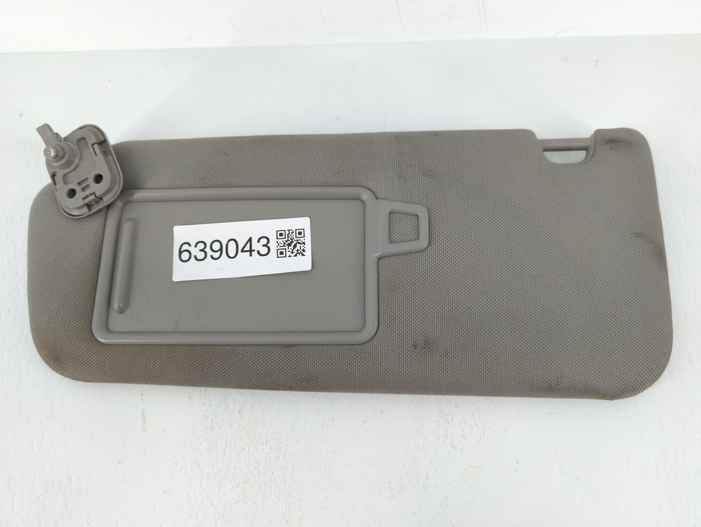 2019-2021 Hyundai Santa Fe Sun Visor Shade Replacement Driver Left Mirror Fits Fits 2019 2020 2021 OEM Used Auto Parts - Oem
