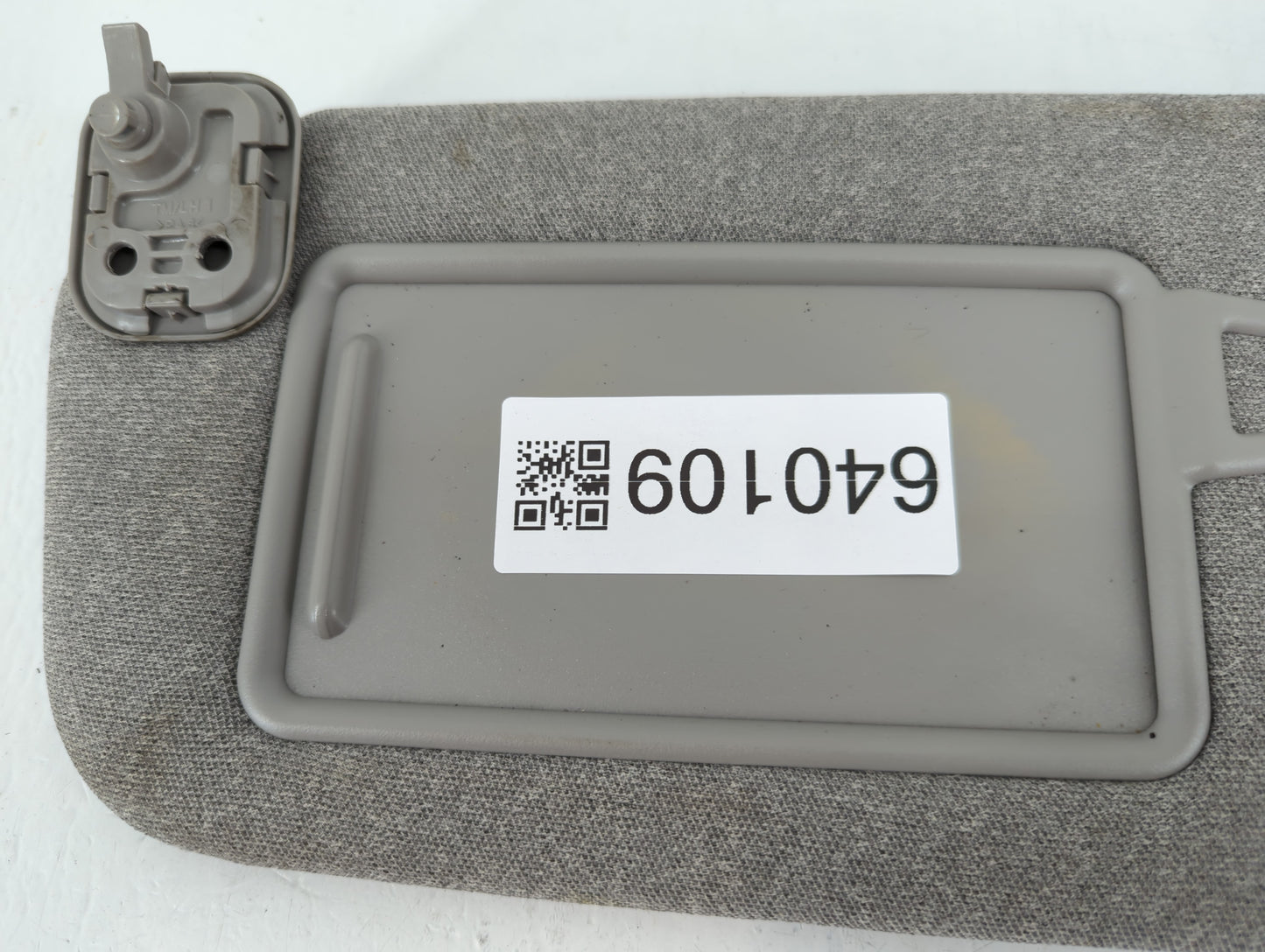 2019-2021 Hyundai Santa Fe Sun Visor Shade Replacement Driver Left Mirror Fits Fits 2019 2020 2021 OEM Used Auto Parts - Oem