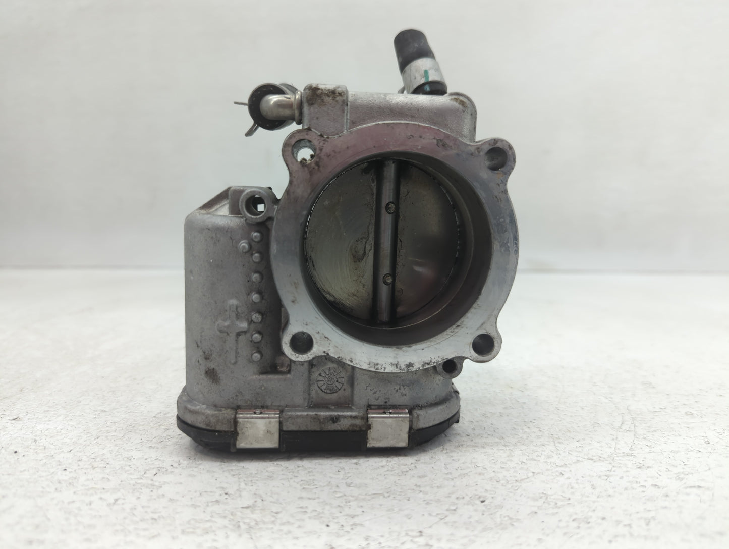 2019-2020 Hyundai Santa Fe Throttle Body P/N:35100-2G600 Fits Fits 2015 2016 2017 2018 2019 2020 2021 OEM Used Auto Parts - 