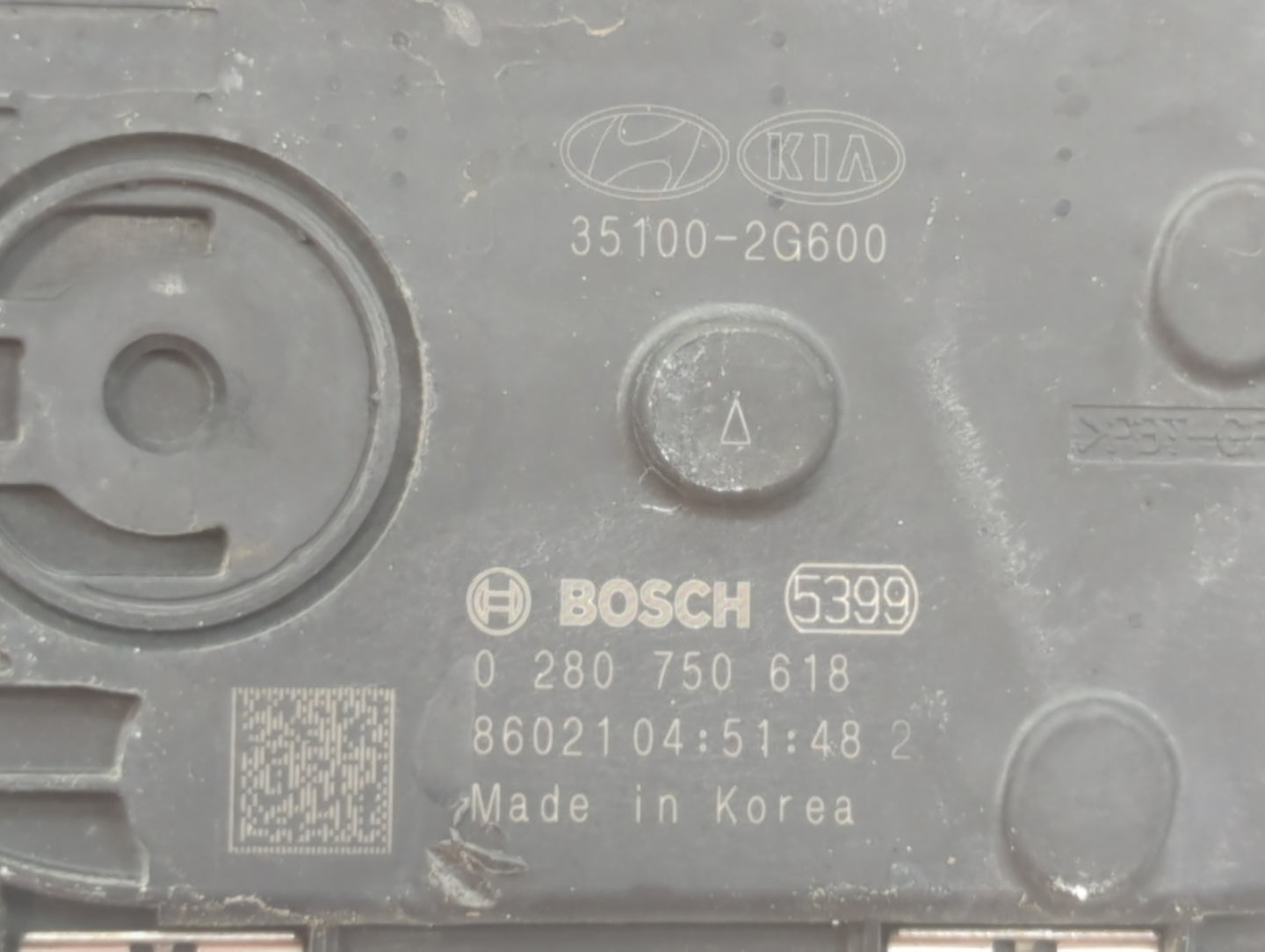 2019-2020 Hyundai Santa Fe Throttle Body P/N:35100-2G600 Fits Fits 2015 2016 2017 2018 2019 2020 2021 OEM Used Auto Parts - 