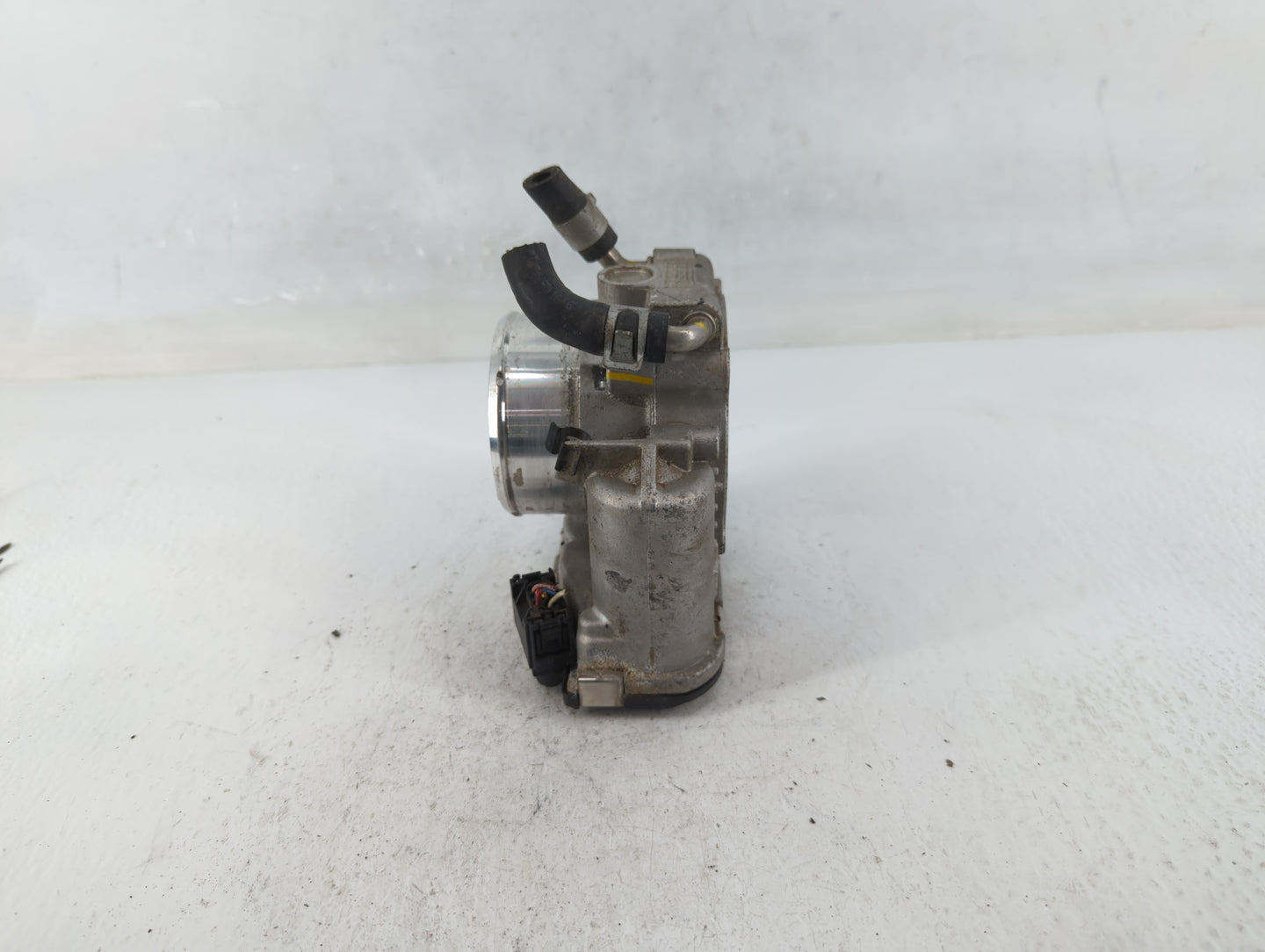 2019-2020 Hyundai Santa Fe Throttle Body P/N:0 280 750 618 35100-2G600 Fits Fits 2015 2016 2017 2018 2019 2020 2021 OEM Used