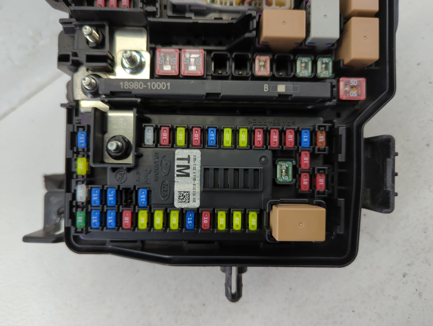 2019-2020 Hyundai Santa Fe Fusebox Fuse Box Panel Relay Module P/N:91956-S2021 91956-S2020 Fits Fits 2019 2020 OEM Used Auto