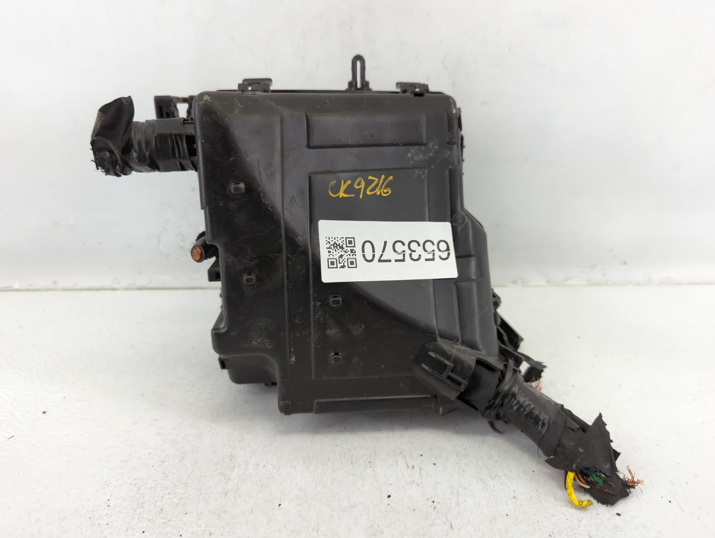 2019-2020 Hyundai Santa Fe Fusebox Fuse Box Panel Relay Module P/N:91956-S2021 Fits Fits 2019 2020 OEM Used Auto Parts - Oem