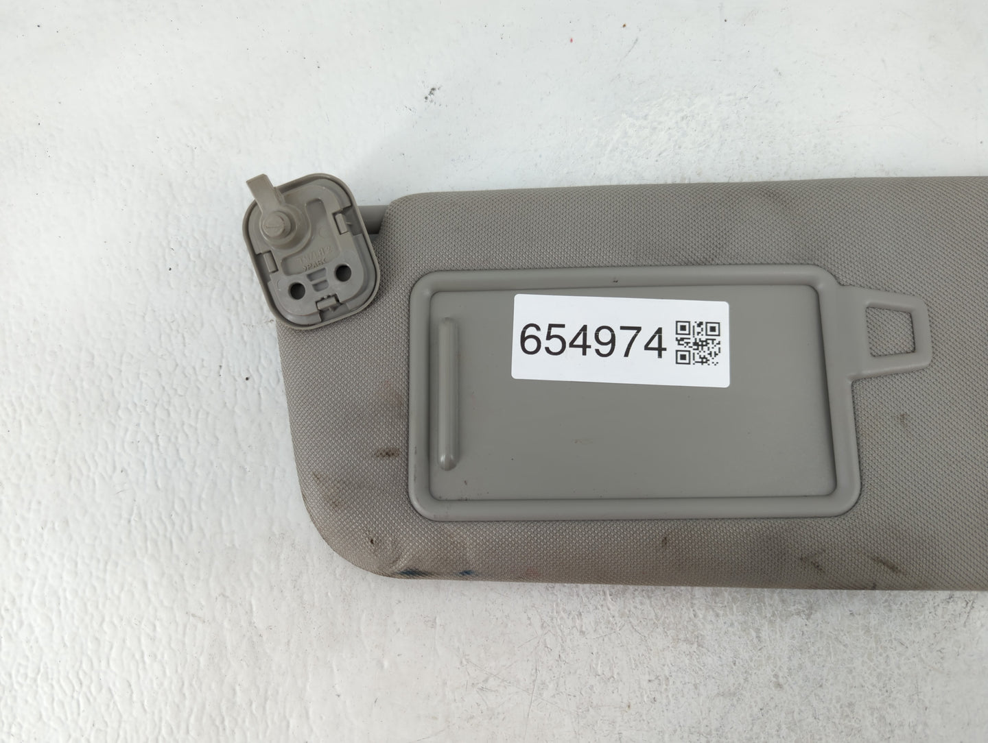 2019-2021 Hyundai Santa Fe Sun Visor Shade Replacement Driver Left Mirror Fits Fits 2019 2020 2021 OEM Used Auto Parts - Oem