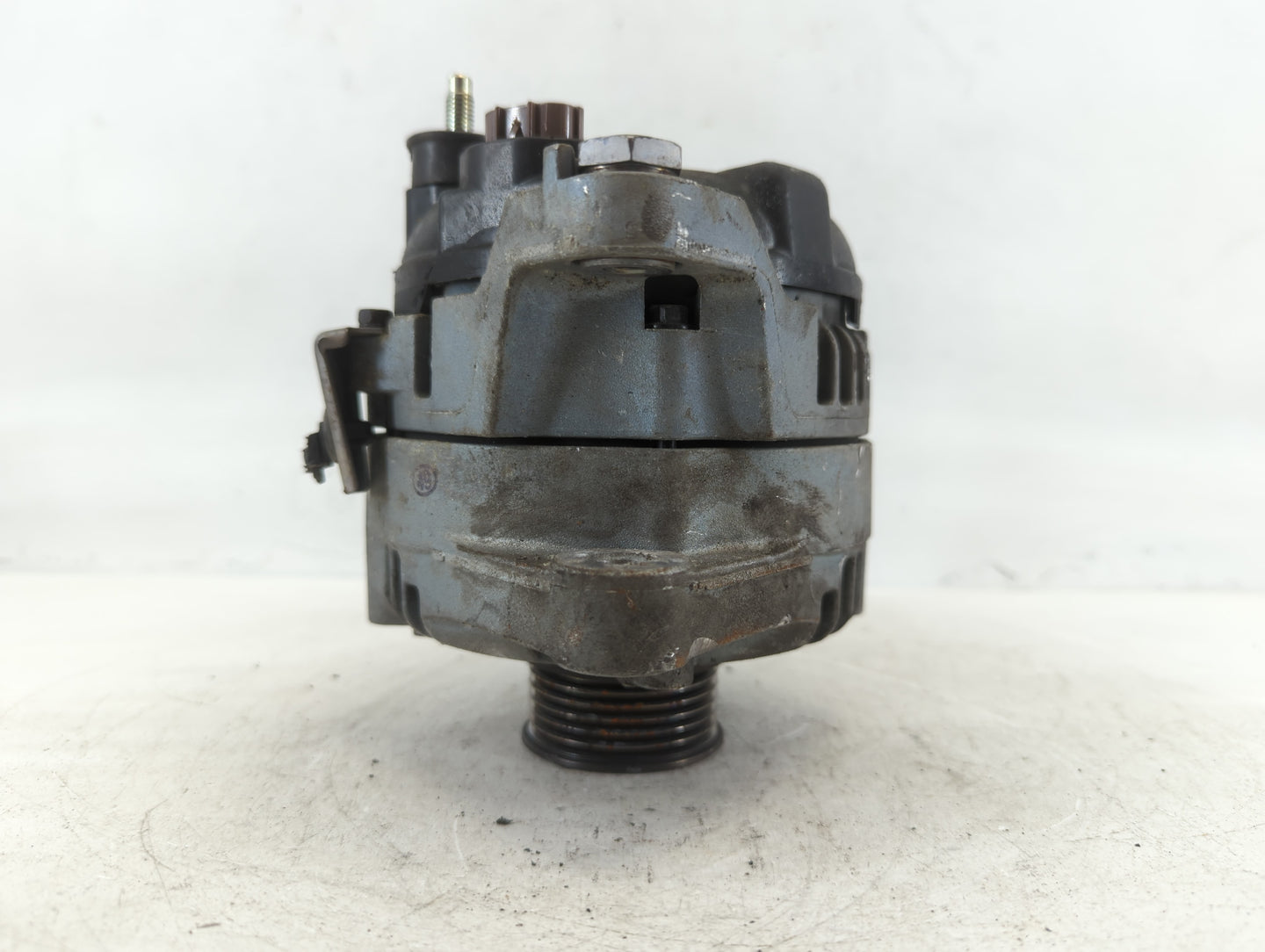 2019-2020 Hyundai Santa Fe Alternator Replacement Generator Charging Assembly Engine OEM P/N:37300-2G061 Fits OEM Used Auto 