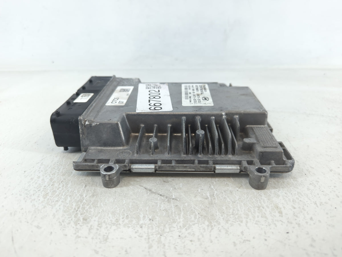 2019 Hyundai Santa Fe PCM Engine Control Computer ECU ECM PCU OEM P/N:39171-2GTC5 39170-2GTC5 OEM Used Auto Parts - Oemuseda