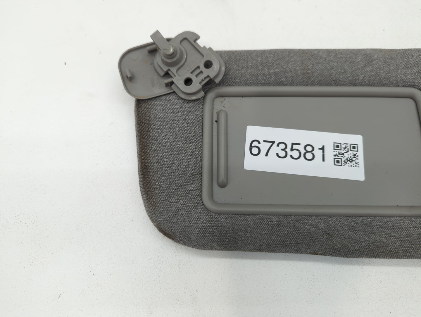 2019-2021 Hyundai Santa Fe Sun Visor Shade Replacement Driver Left Mirror Fits Fits 2019 2020 2021 OEM Used Auto Parts - Oem