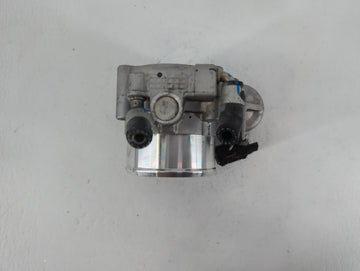 2019-2020 Hyundai Santa Fe Throttle Body P/N:35100-2G600 Fits Fits 2015 2016 2017 2018 2019 2020 2021 OEM Used Auto Parts