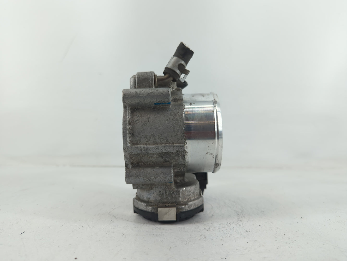 2019-2020 Hyundai Santa Fe Throttle Body P/N:35100-2G600 Fits Fits 2015 2016 2017 2018 2019 2020 2021 OEM Used Auto Parts - 