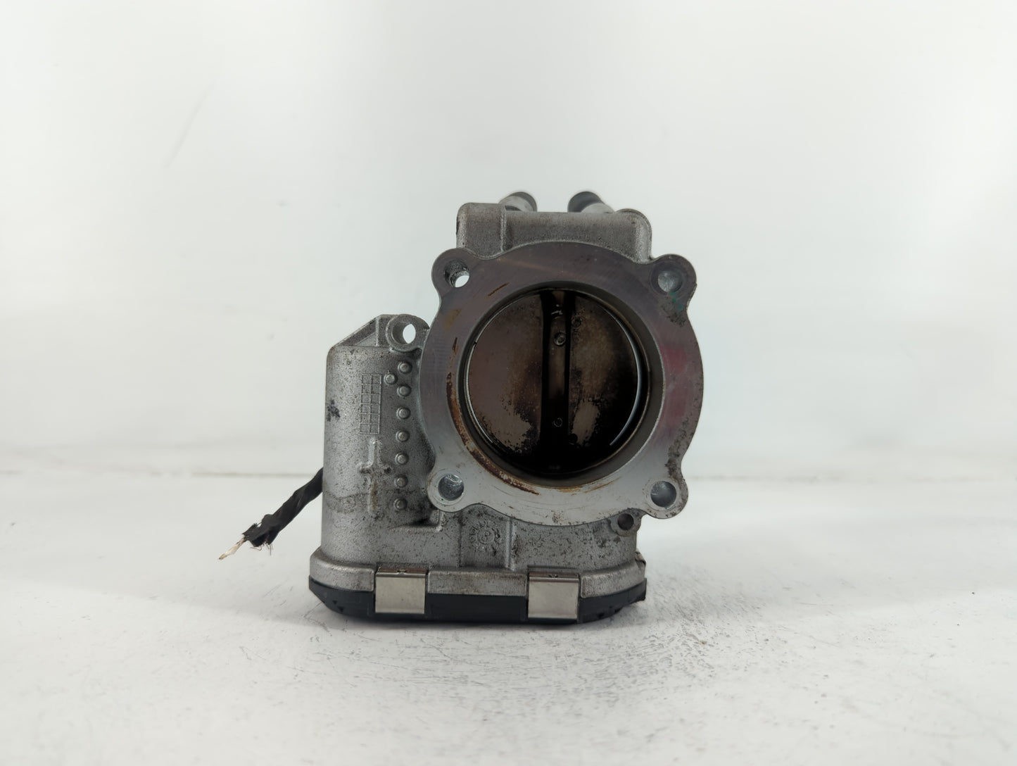 2019-2020 Hyundai Santa Fe Throttle Body P/N:35100-2G610 Fits Fits 2015 2016 2017 2018 2019 2020 2021 OEM Used Auto Parts - 