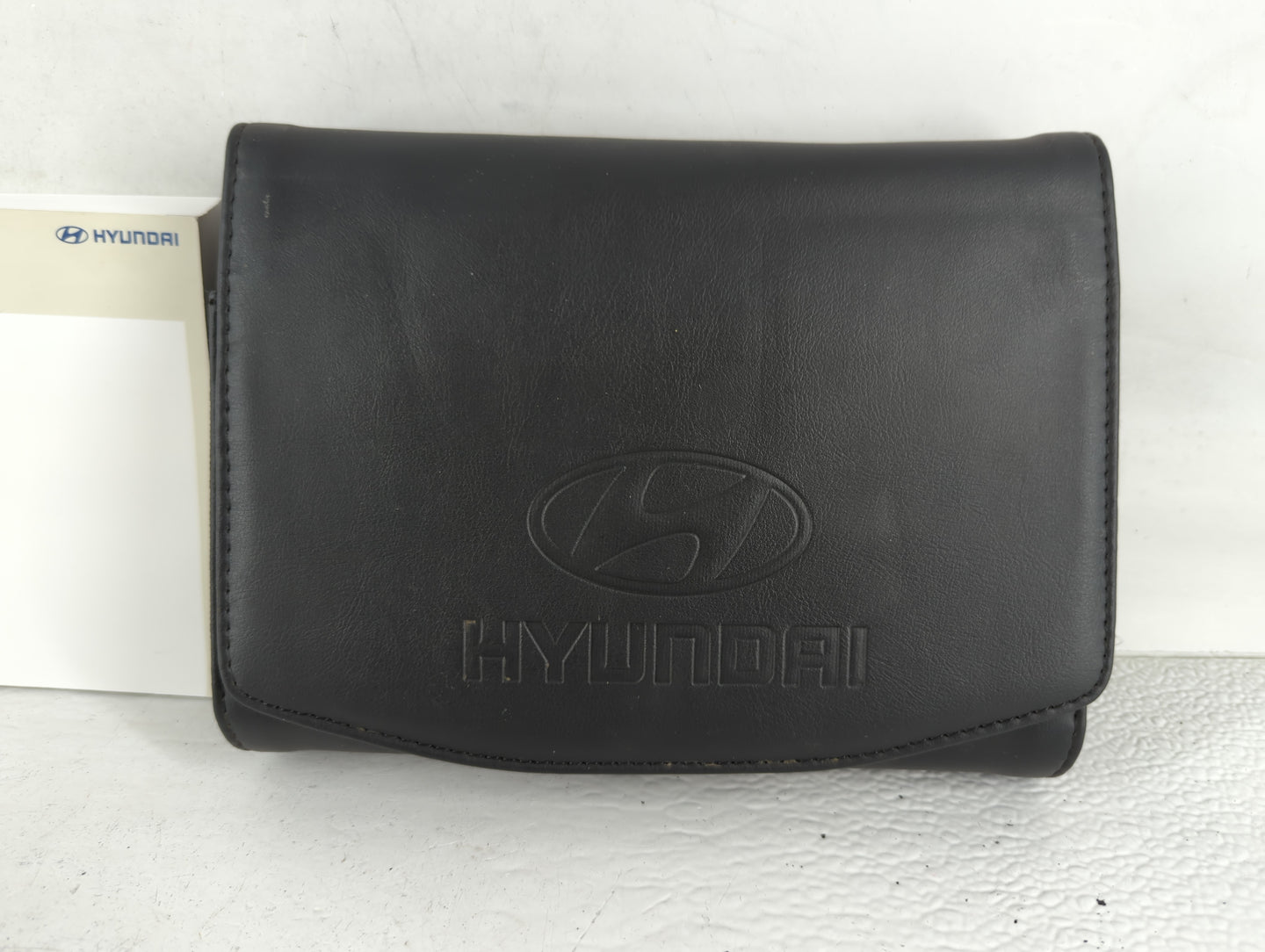 2019 Hyundai Santa Fe Owners Manual Book Guide P/N:KC10-EU8DA OEM Used Auto Parts - Oemusedautoparts1.com