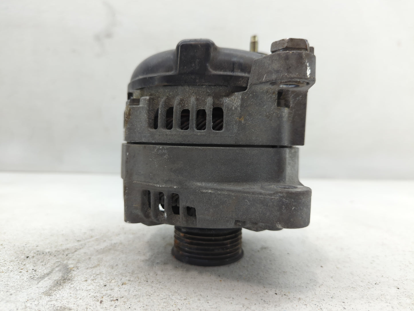 2019-2020 Hyundai Santa Fe Alternator Replacement Generator Charging Assembly Engine OEM P/N:TN104211-8790 Fits OEM Used Aut