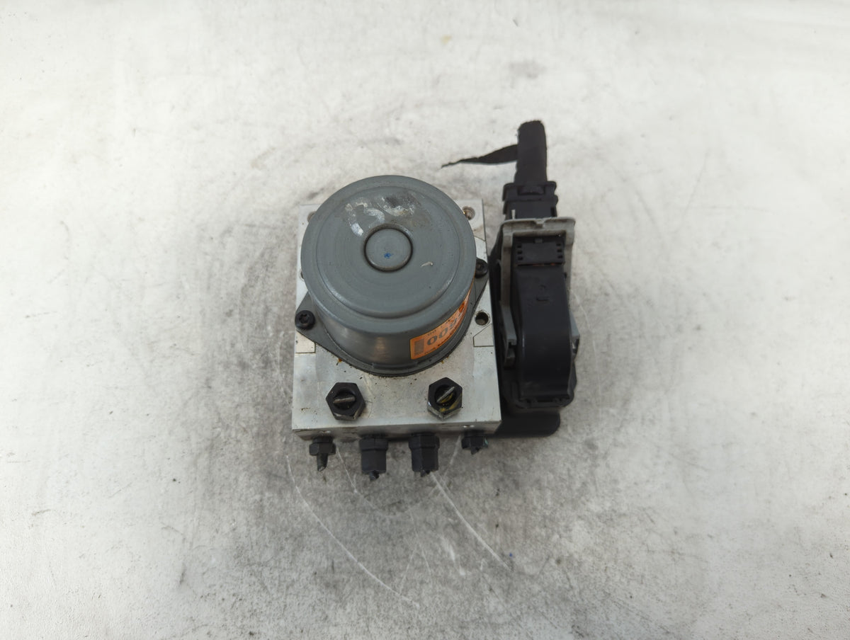 2019-2020 Hyundai Santa Fe Anti-Lock Brake ABS Pump Module Actuator OEM P/N:61589-43200 Fits Fits 2019 2020 OEM Used Auto Pa