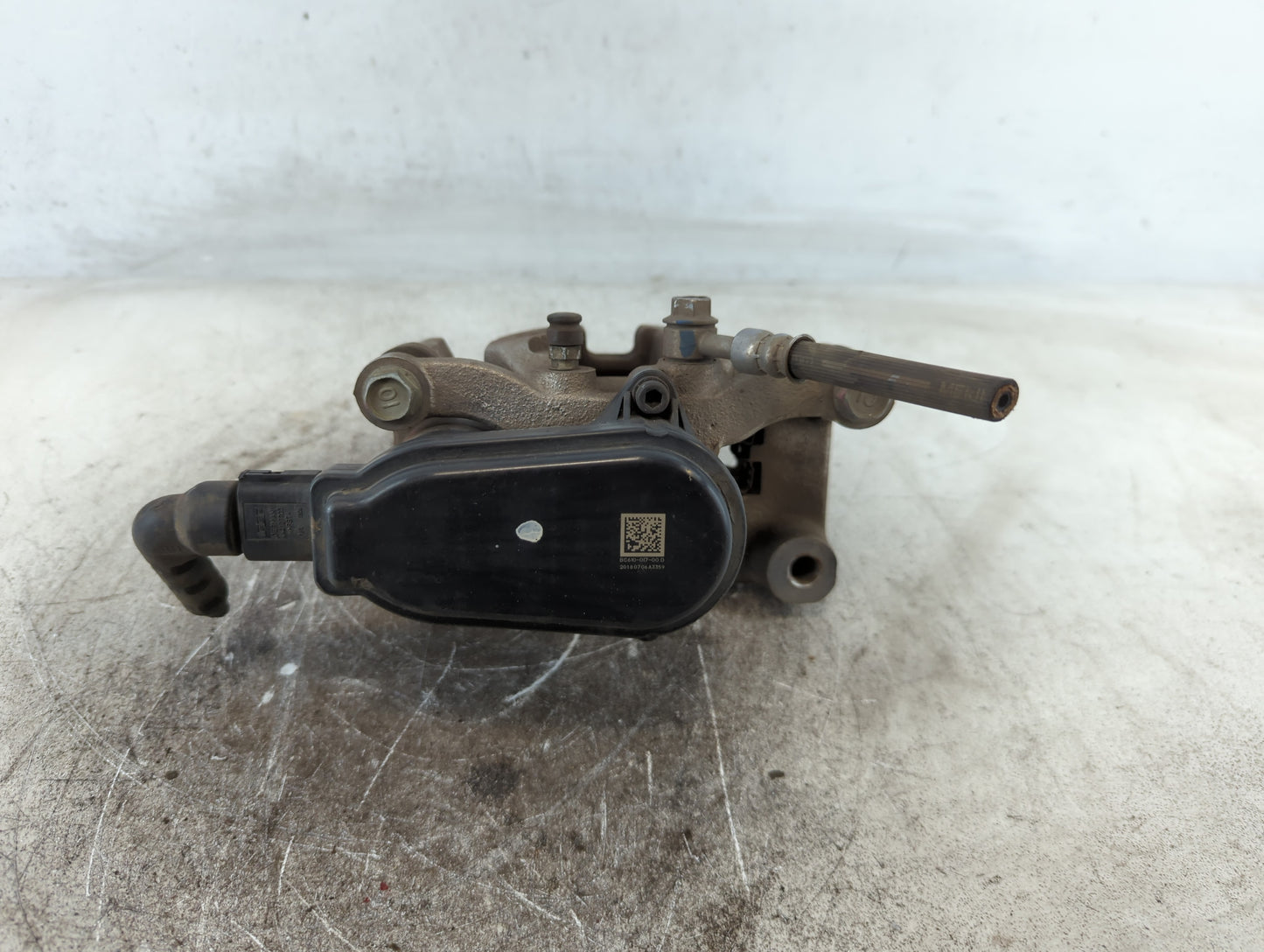 2019-2020 Hyundai Santa Fe Front Passenger Right Brake Caliper 699675 - Oemusedautoparts1.com
