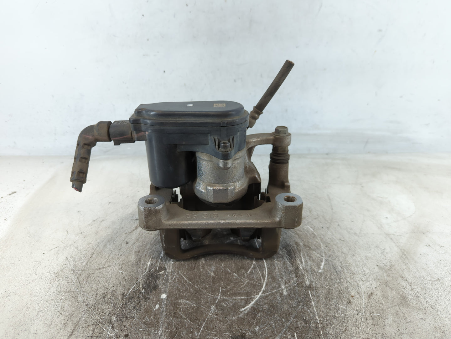 2019-2020 Hyundai Santa Fe Front Passenger Right Brake Caliper 699675 - Oemusedautoparts1.com