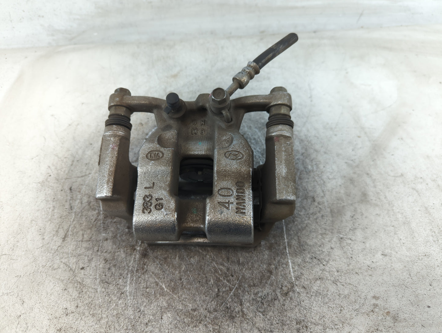 2019-2020 Hyundai Santa Fe Front Driver Left Brake Caliper 699755 - Oemusedautoparts1.com