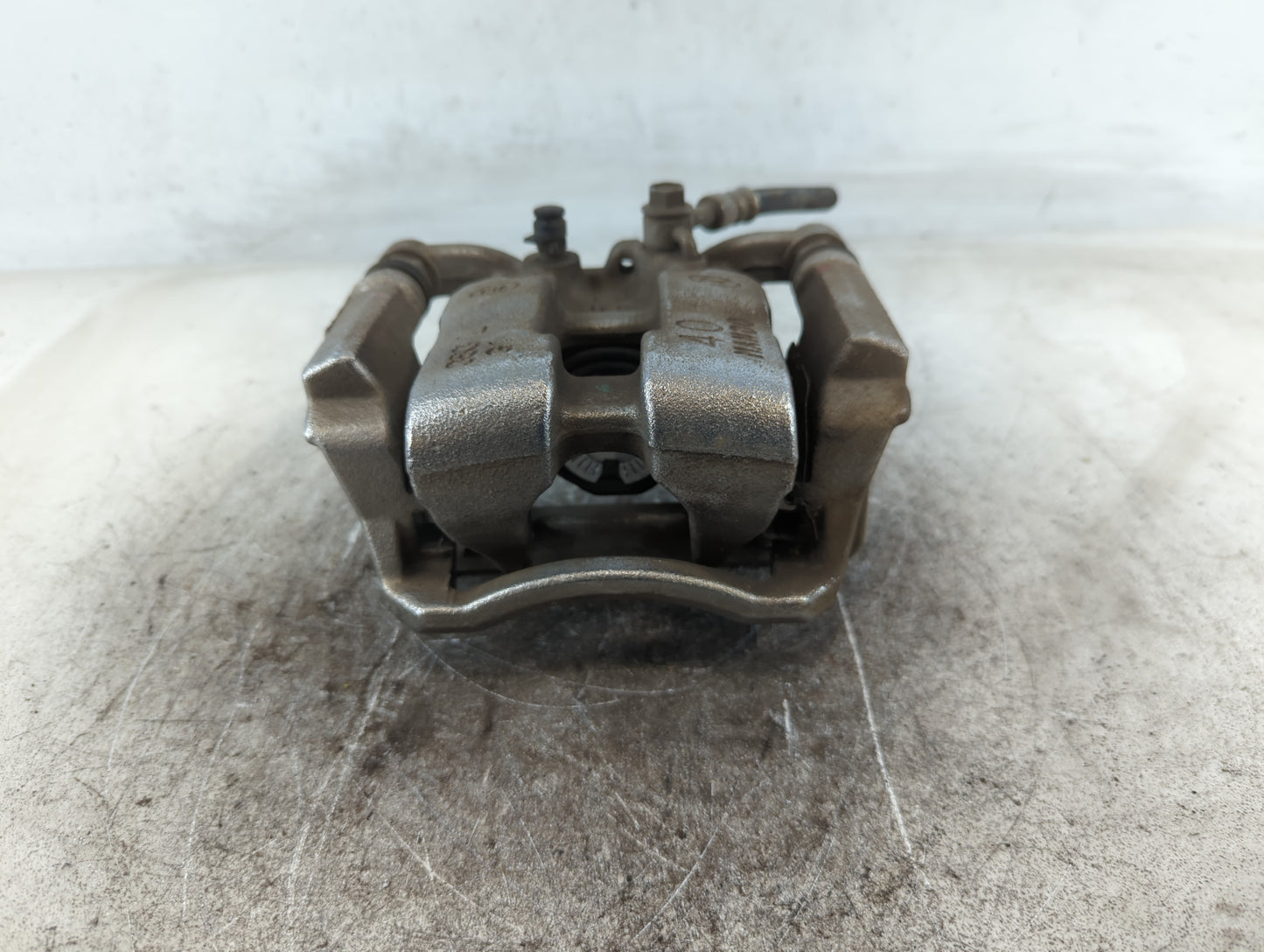 2019-2020 Hyundai Santa Fe Front Driver Left Brake Caliper 699755 - Oemusedautoparts1.com