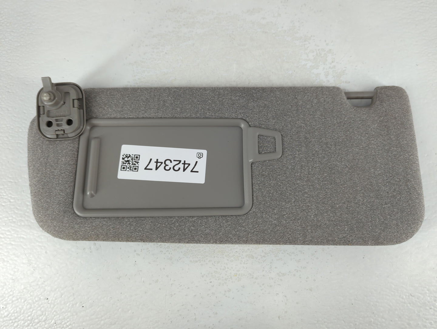 2019-2021 Hyundai Santa Fe Sun Visor Shade Replacement Driver Left Mirror Fits Fits 2019 2020 2021 OEM Used Auto Parts - Oem