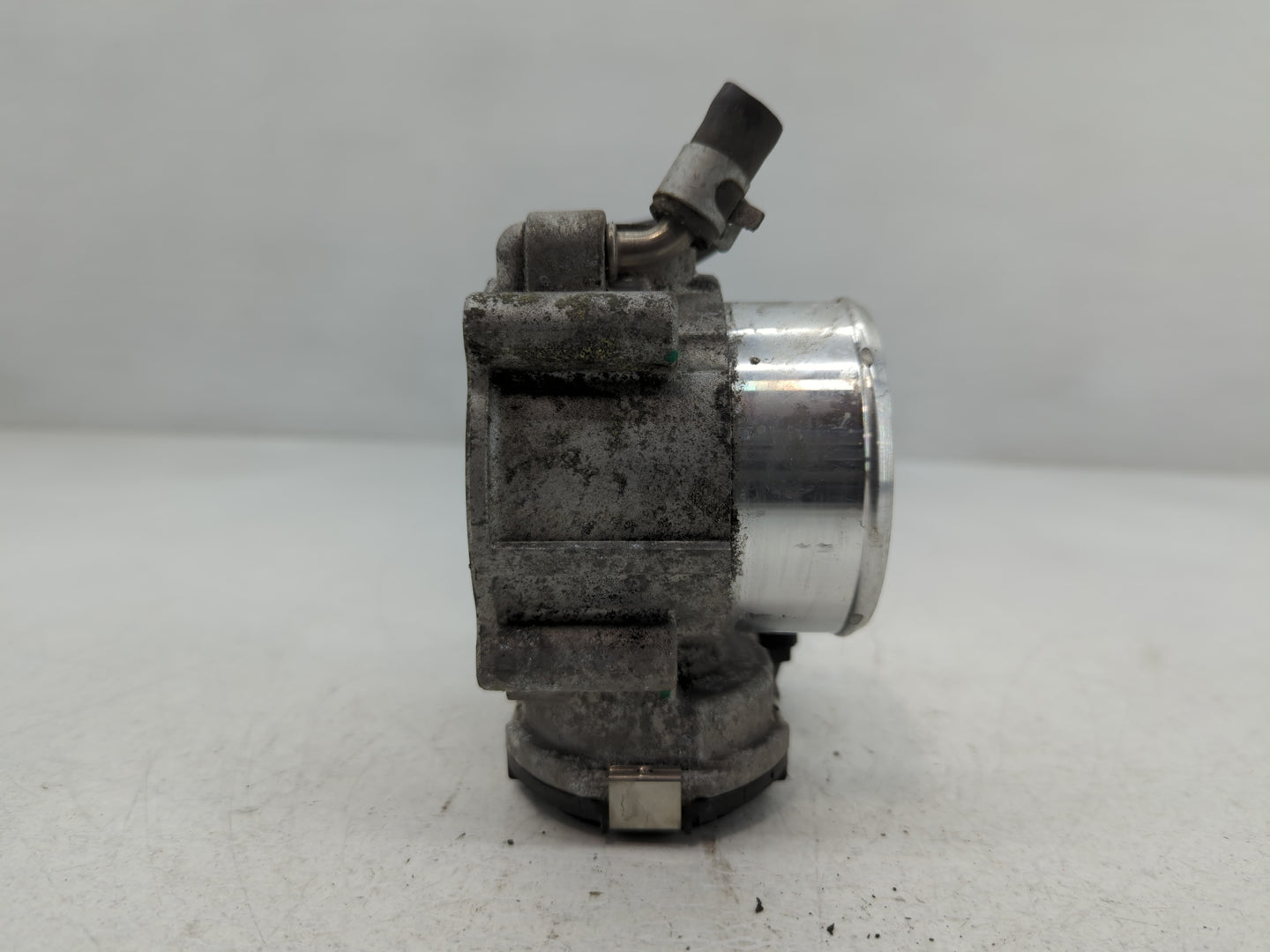 2019-2020 Hyundai Santa Fe Throttle Body P/N:0 280 750 618 35100-2G600 Fits Fits 2015 2016 2017 2018 2019 2020 2021 OEM Used