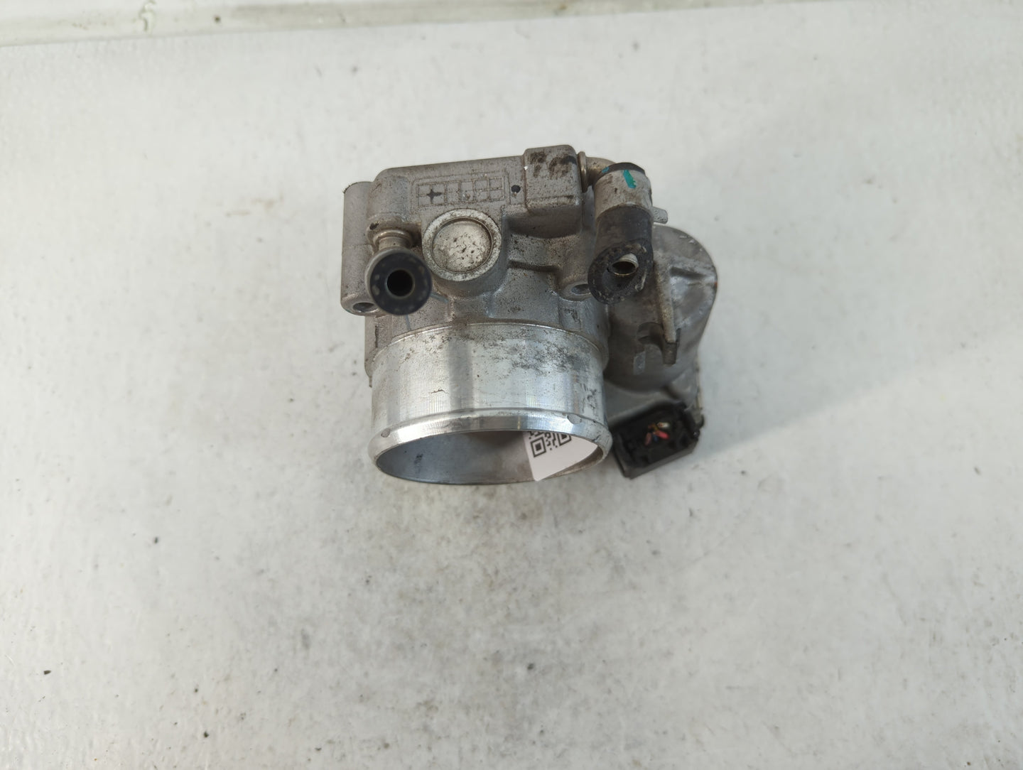 2019-2020 Hyundai Santa Fe Throttle Body P/N:35100-2G600 Fits Fits 2015 2016 2017 2018 2019 2020 2021 OEM Used Auto Parts - 