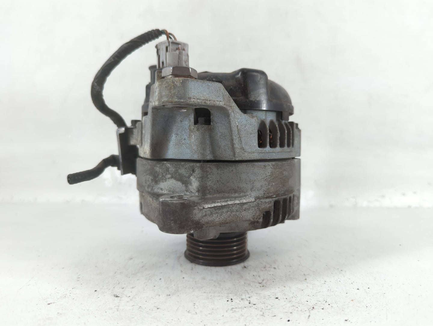 2019-2020 Hyundai Santa Fe Alternator Replacement Generator Charging Assembly Engine OEM P/N:TN104211-8790 37300-2G061 Fits 