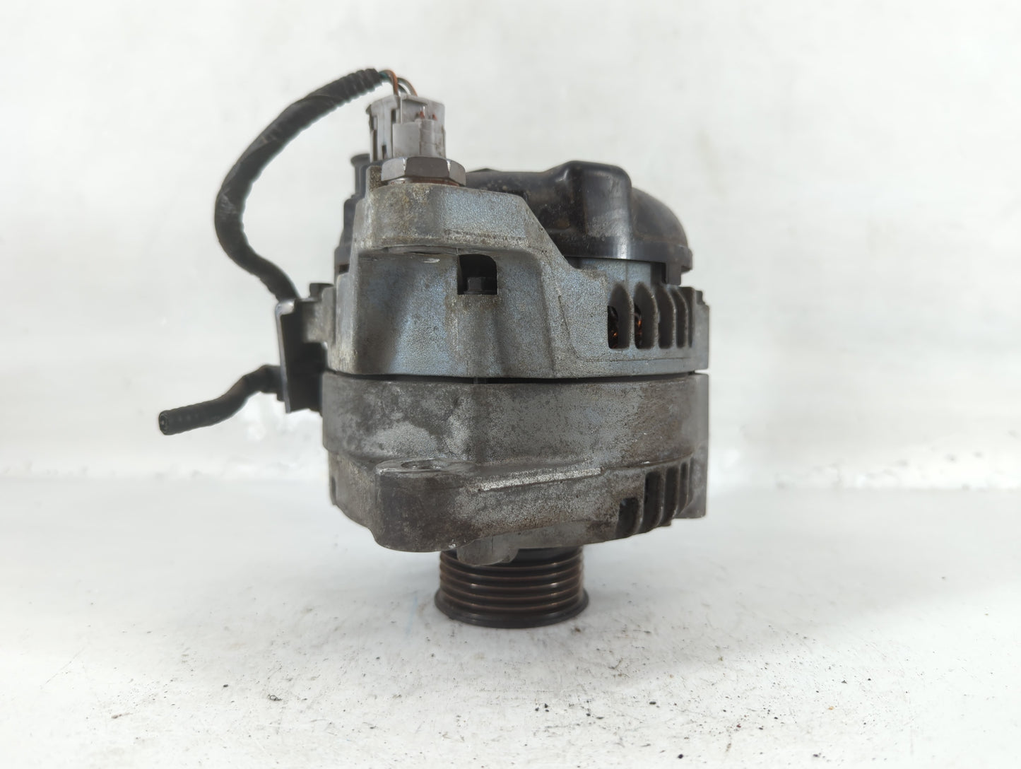 2019-2020 Hyundai Santa Fe Alternator Replacement Generator Charging Assembly Engine OEM P/N:TN104211-8790 37300-2G061 Fits 