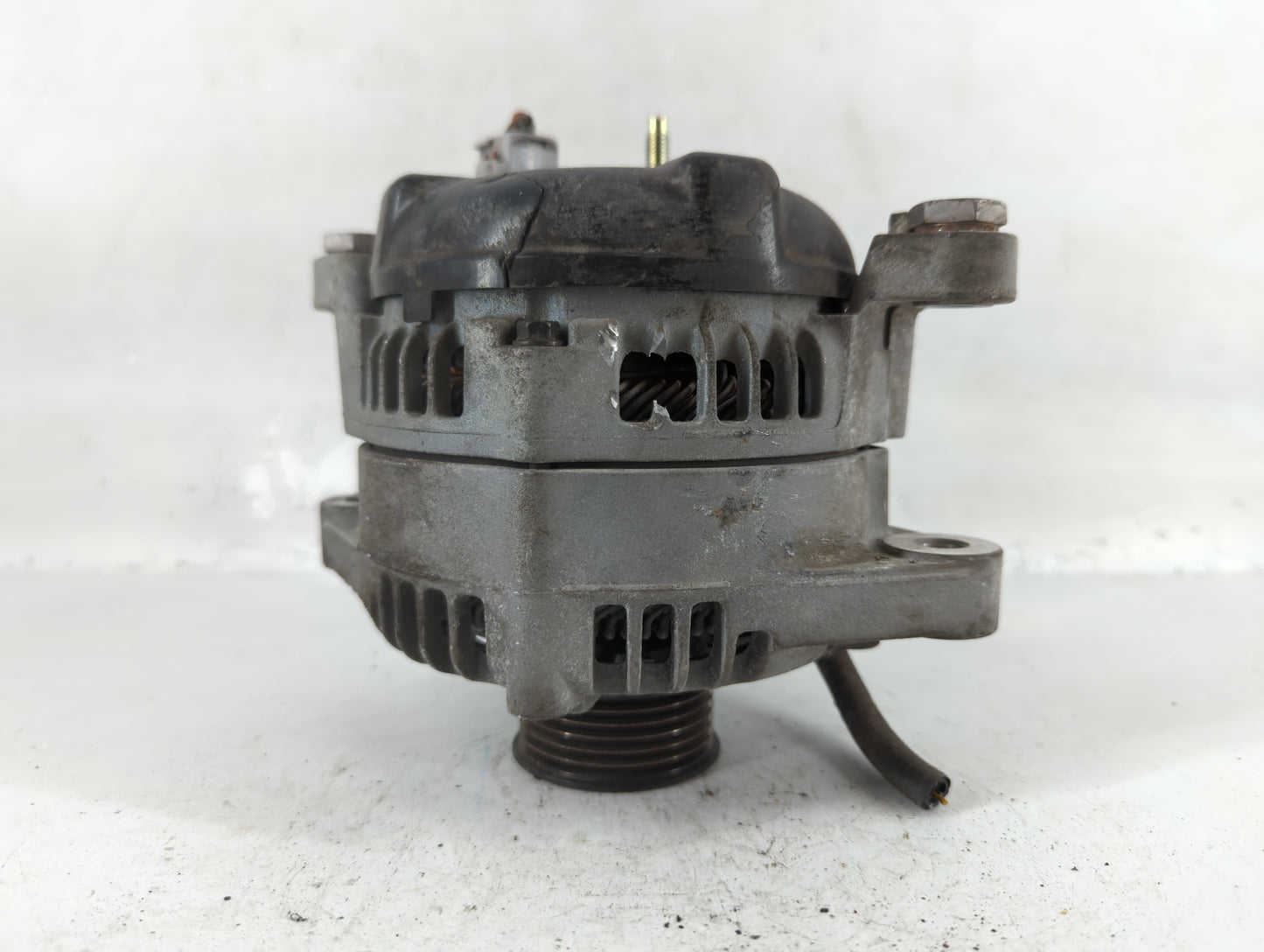 2019-2020 Hyundai Santa Fe Alternator Replacement Generator Charging Assembly Engine OEM P/N:TN104211-8790 37300-2G061 Fits 