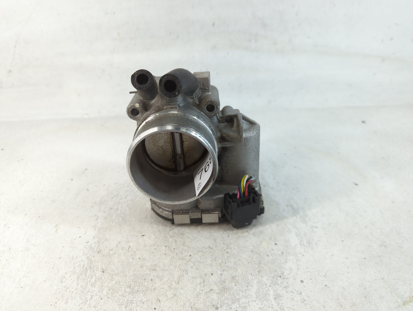 2019-2020 Hyundai Santa Fe Throttle Body P/N:35100-2G610 Fits Fits 2015 2016 2017 2018 2019 2020 2021 OEM Used Auto Parts - 
