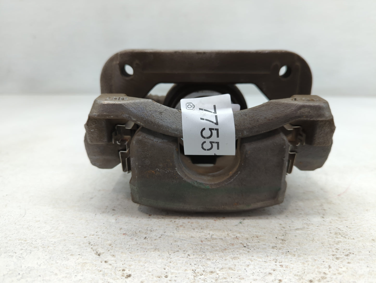 2019-2020 Hyundai Santa Fe Front Driver Left Brake Caliper - Oemusedautoparts1.com