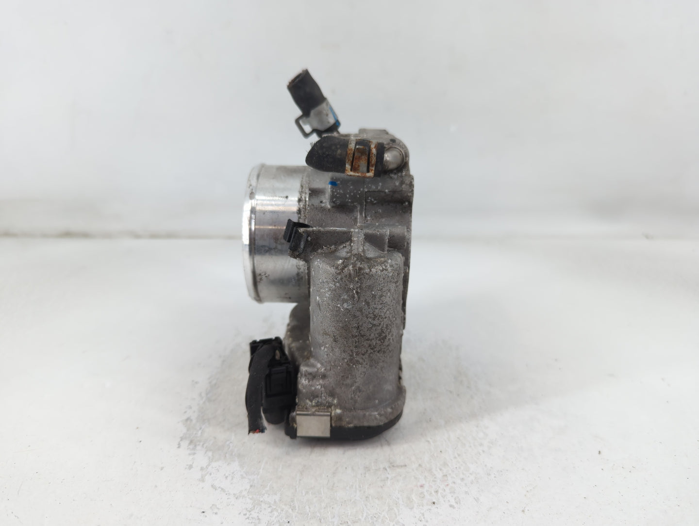2019-2020 Hyundai Santa Fe Throttle Body P/N:35100-2G600 Fits Fits 2015 2016 2017 2018 2019 2020 2021 OEM Used Auto Parts - 