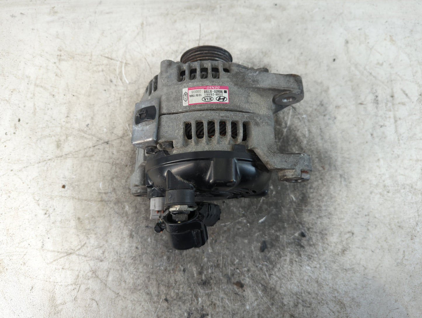2019-2020 Hyundai Santa Fe Alternator Replacement Generator Charging Assembly Engine OEM P/N:37300-2G061 Fits OEM Used Auto 
