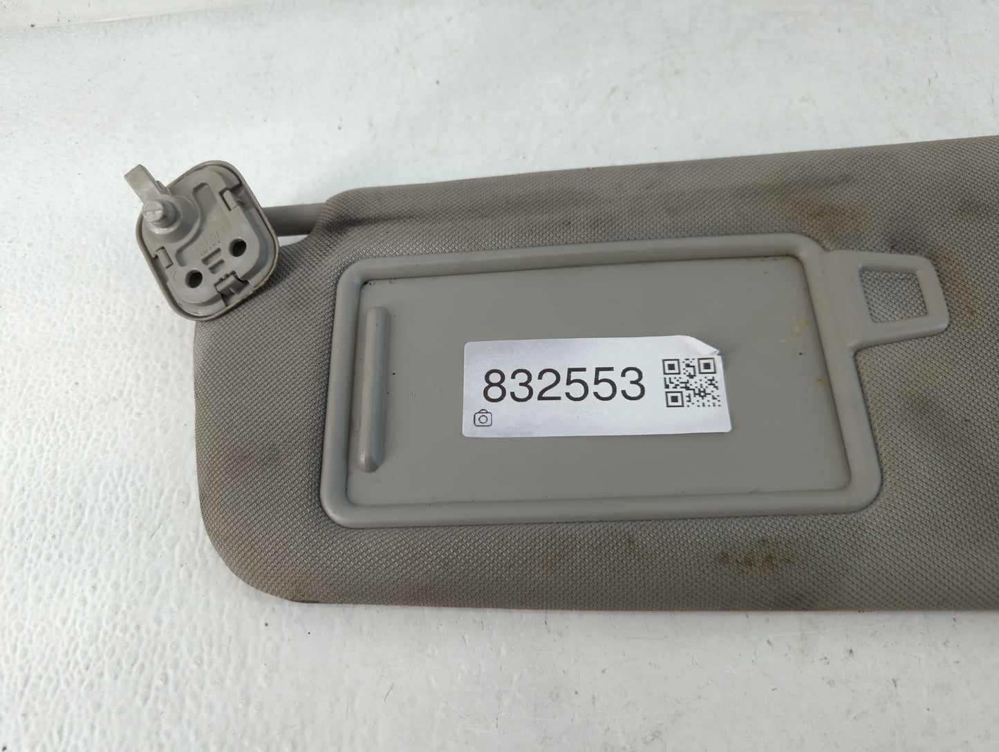2019-2021 Hyundai Santa Fe Sun Visor Shade Replacement Driver Left Mirror Fits Fits 2019 2020 2021 OEM Used Auto Parts - Oem
