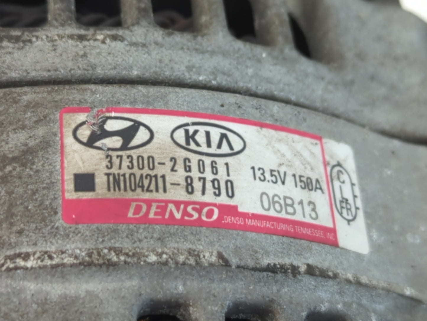 2019-2020 Hyundai Santa Fe Alternator Replacement Generator Charging Assembly Engine OEM P/N:37300-2G061 Fits OEM Used Auto 