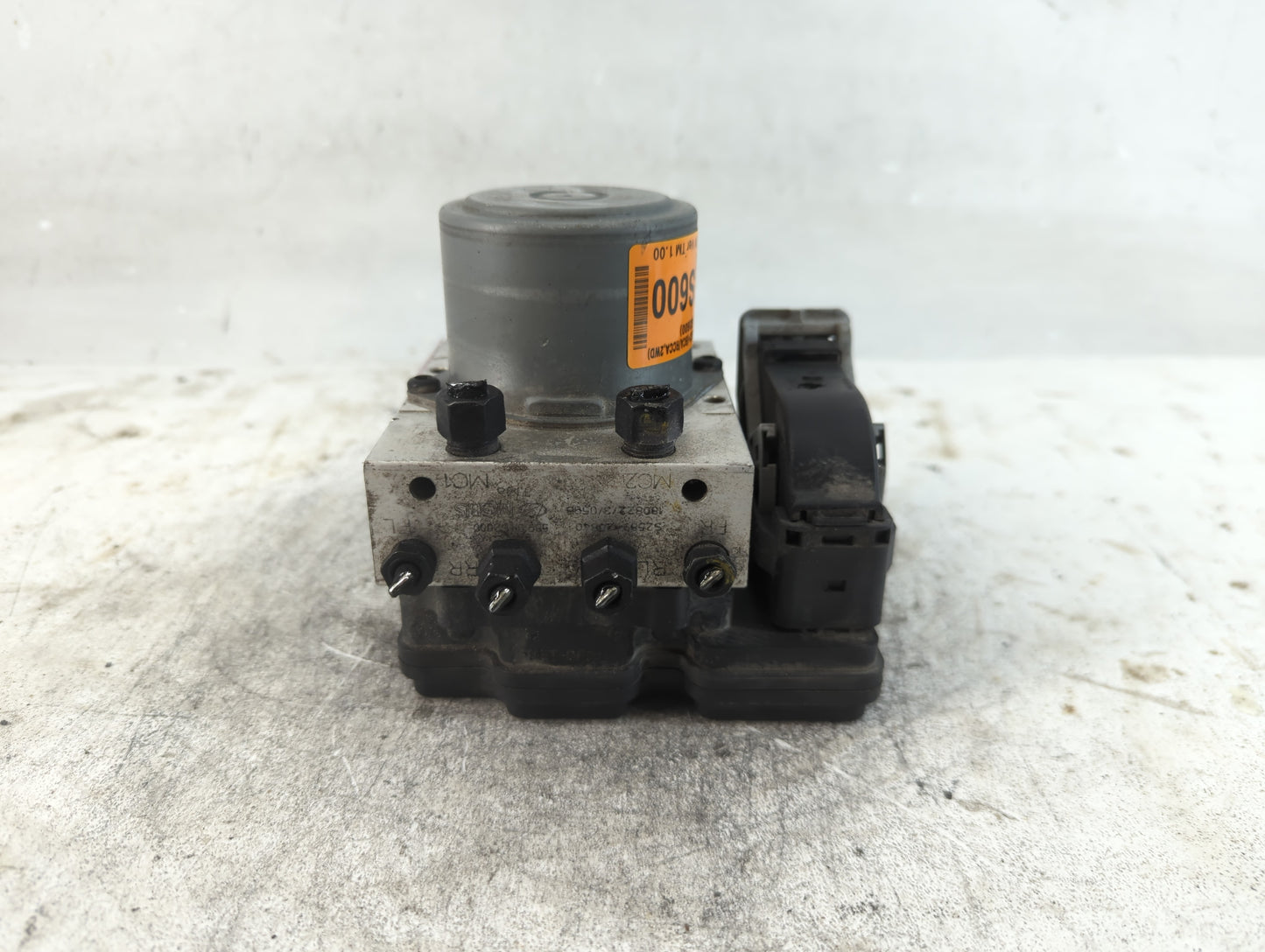 2017-2018 Hyundai Santa Fe ABS Pump Control Module Replacement P/N:61589-43200 Fits Fits 2017 2018 OEM Used Auto Parts - Oem