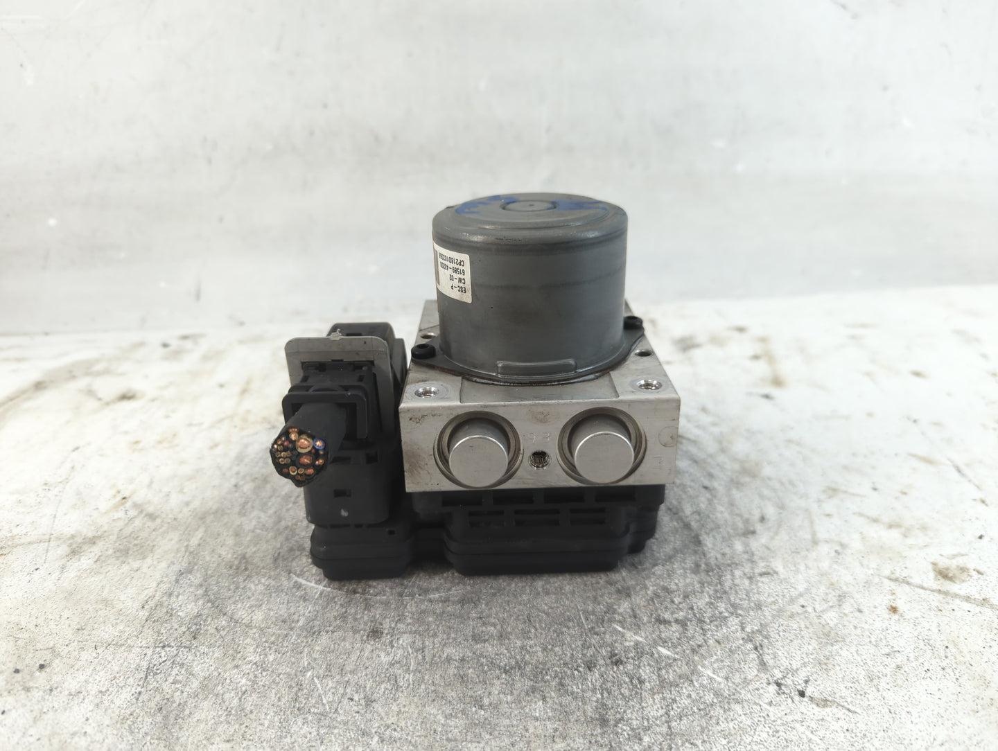 2019-2020 Hyundai Santa Fe ABS Pump Control Module Replacement P/N:61589-43200 Fits Fits 2019 2020 OEM Used Auto Parts - Oem